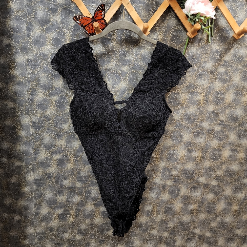 Gilly Hicks Bodysuit